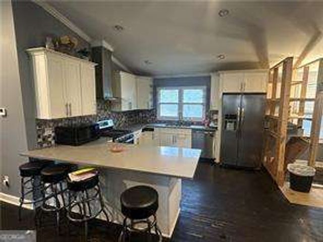 3010 Waters Road SW, Atlanta, GA 30354