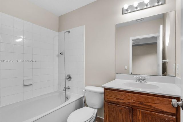 21217 NW 14th Pl 2-22, Miami Gardens, FL 33169