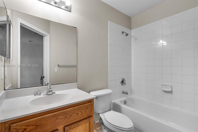 21217 NW 14th Pl 2-22, Miami Gardens, FL 33169