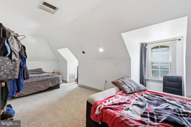 202 N 17TH ST #APT D, Allentown, PA 18104