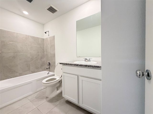 1717 Round House Lane, Dallas, TX 75253