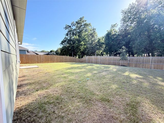 1717 Round House Lane, Dallas, TX 75253