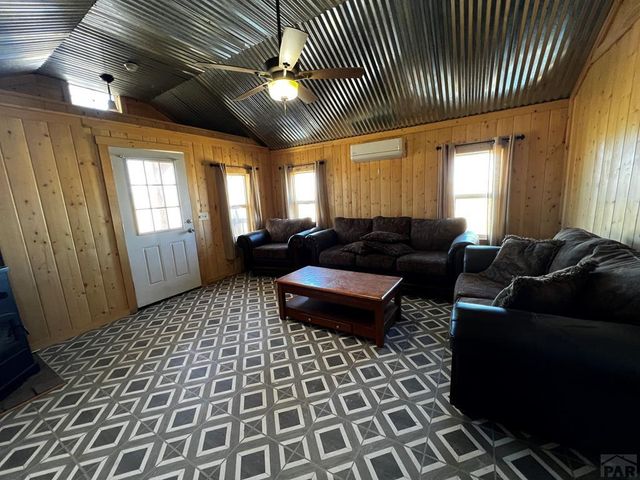 1671 County Rd 110, Rye, CO 81069