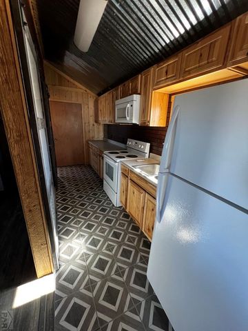 1671 County Rd 110, Rye, CO 81069