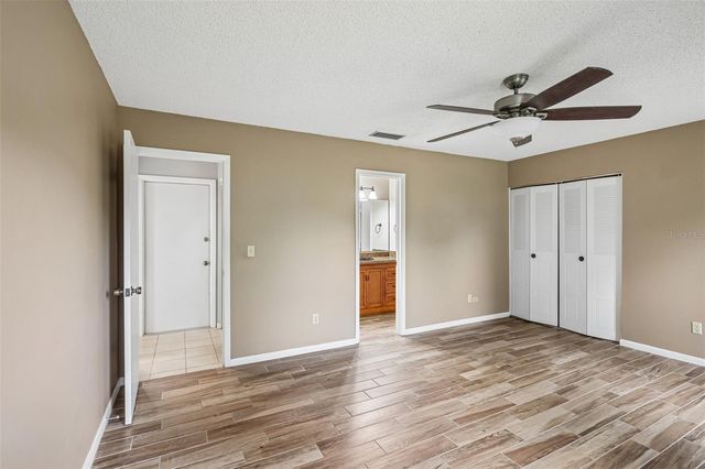 3718 SAND PEBBLE DRIVE, Valrico, FL 33596