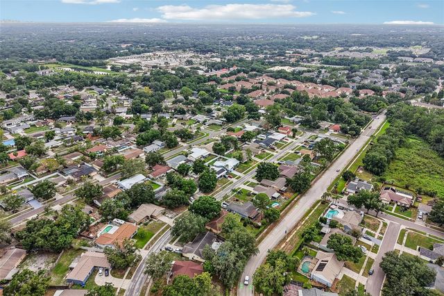 3718 SAND PEBBLE DRIVE, Valrico, FL 33596