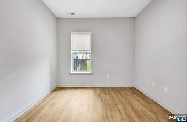 51 Okner Parkway 2076, Livingston, NJ 07039