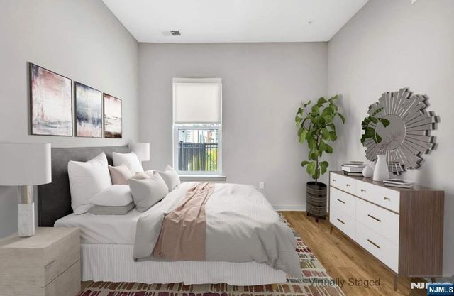 51 Okner Parkway 2076, Livingston, NJ 07039