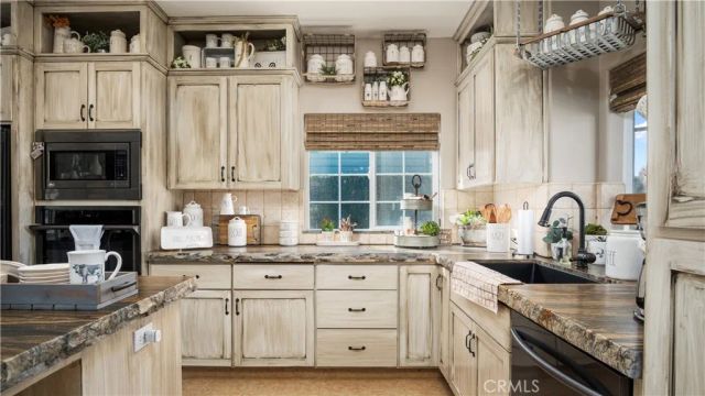 2566 Callender Road, Arroyo Grande, CA 93420