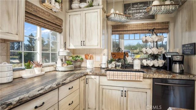 2566 Callender Road, Arroyo Grande, CA 93420