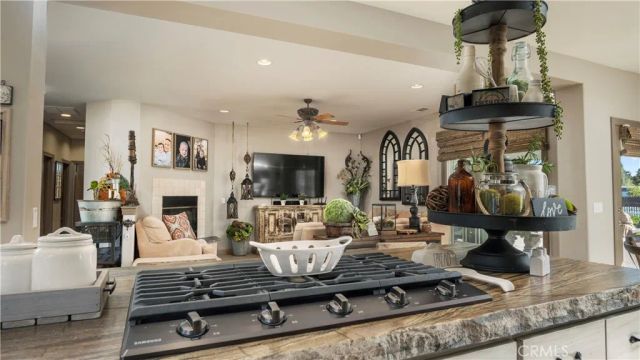 2566 Callender Road, Arroyo Grande, CA 93420