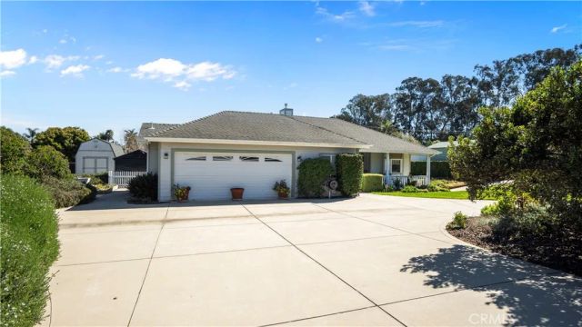 2566 Callender Road, Arroyo Grande, CA 93420