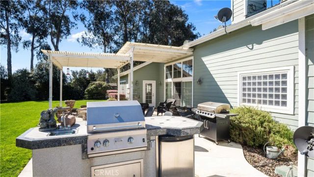 2566 Callender Road, Arroyo Grande, CA 93420