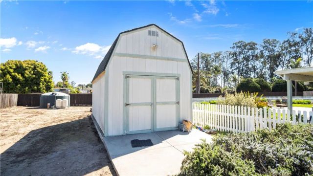 2566 Callender Road, Arroyo Grande, CA 93420