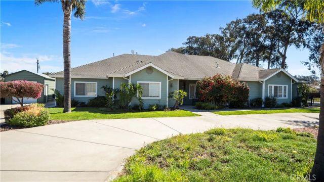 2566 Callender Road, Arroyo Grande, CA 93420