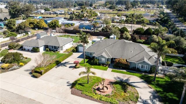 2566 Callender Road, Arroyo Grande, CA 93420