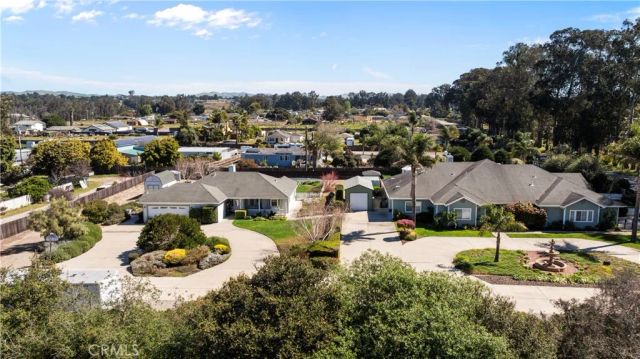 2566 Callender Road, Arroyo Grande, CA 93420