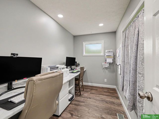 8529 S 25th Street, Bellevue, NE 68147