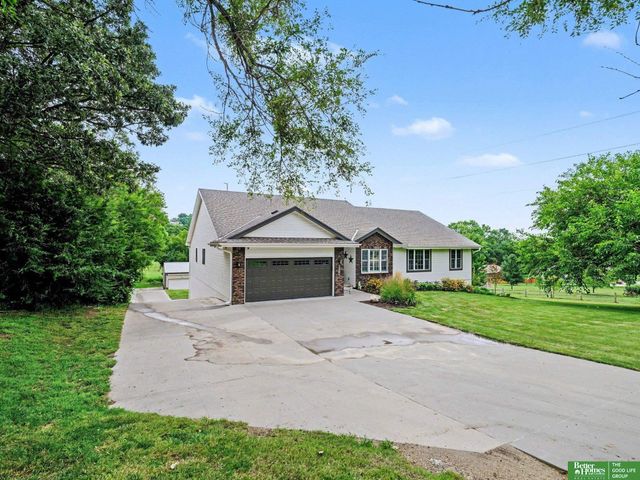 8529 S 25th Street, Bellevue, NE 68147