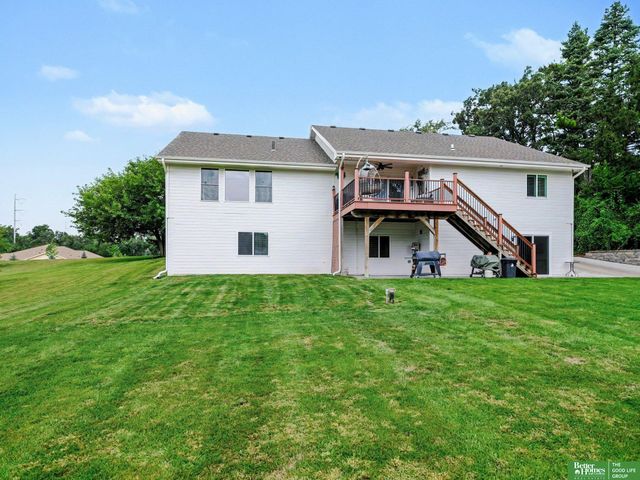 8529 S 25th Street, Bellevue, NE 68147