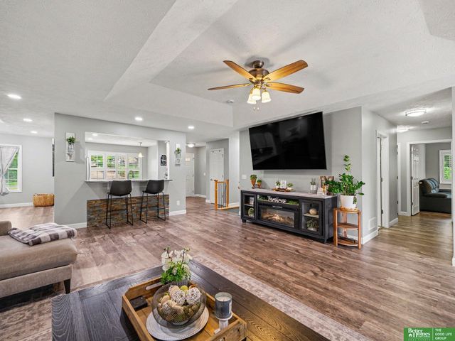 8529 S 25th Street, Bellevue, NE 68147