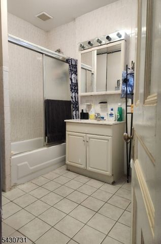 324 Clifton Ave, Newark City, NJ 07104