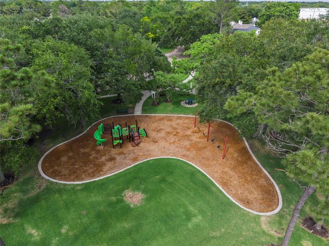 13810 Aspen Knoll Court, Houston, TX 77059