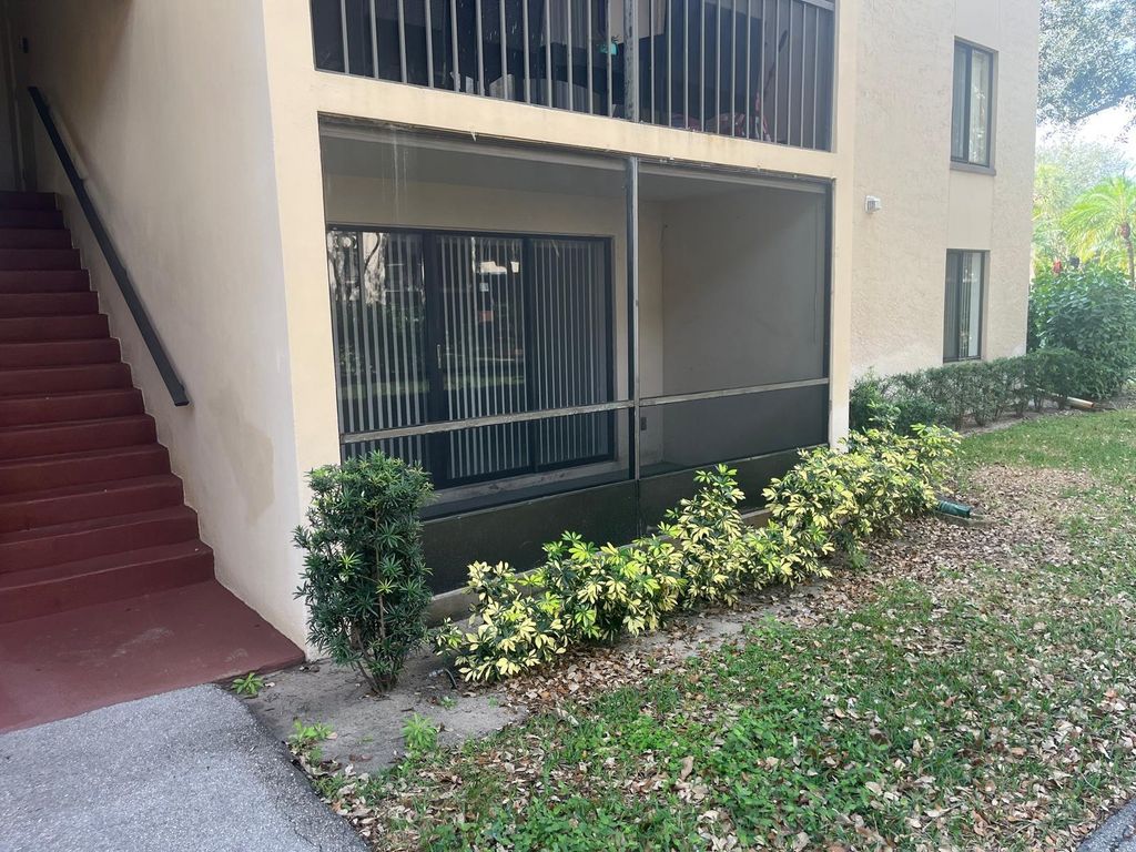209 Foxtail Drive B1, Greenacres, FL 33415