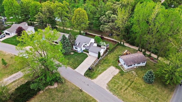 12177 Reyburn Drive, Sparta, MI 49345