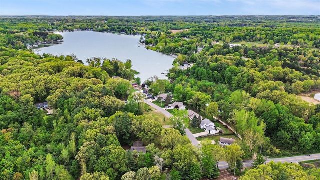 12177 Reyburn Drive, Sparta, MI 49345