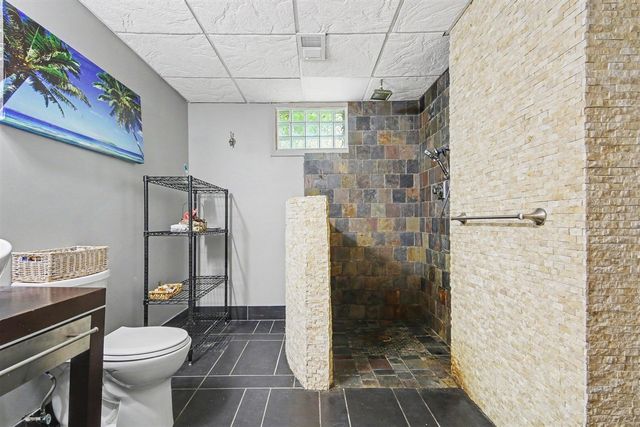 12177 Reyburn Drive, Sparta, MI 49345