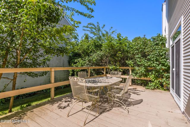 2060 Benjamin Circle, Wall, NJ 07719