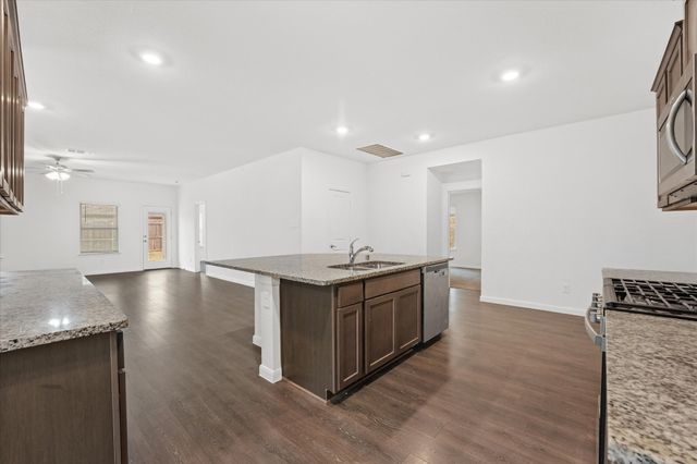 605 Spur Ridge, Princeton, TX 75407