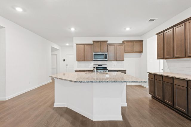 605 Spur Ridge, Princeton, TX 75407