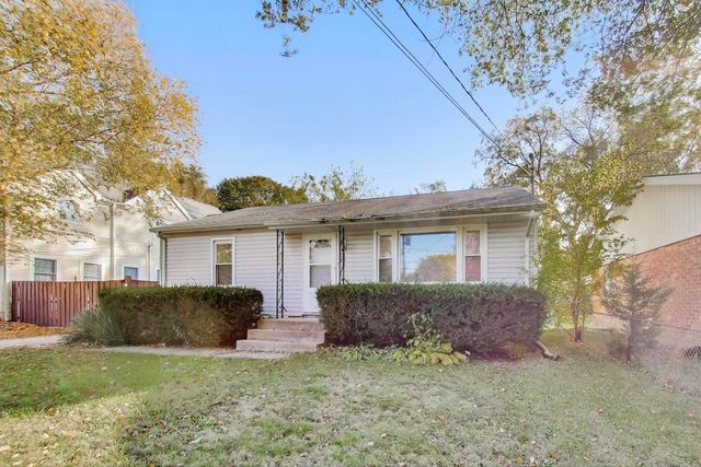 221 HEINE Avenue, Elgin, IL 60123