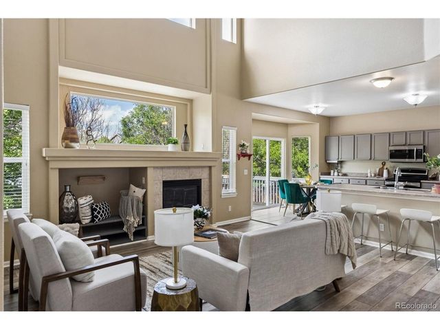 537 Pitkin Way, Castle Rock, CO 80104