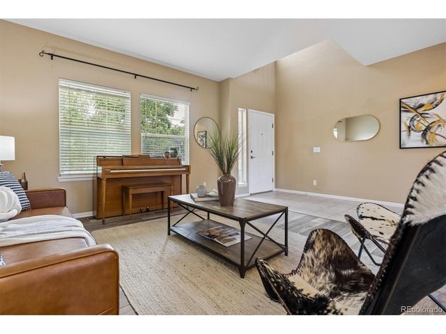 537 Pitkin Way, Castle Rock, CO 80104