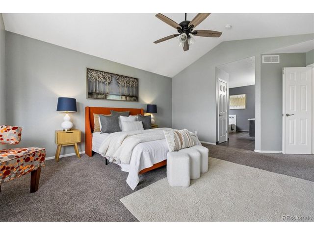 537 Pitkin Way, Castle Rock, CO 80104