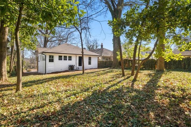 1523 Melrose SW Drive, Atlanta, GA 30310