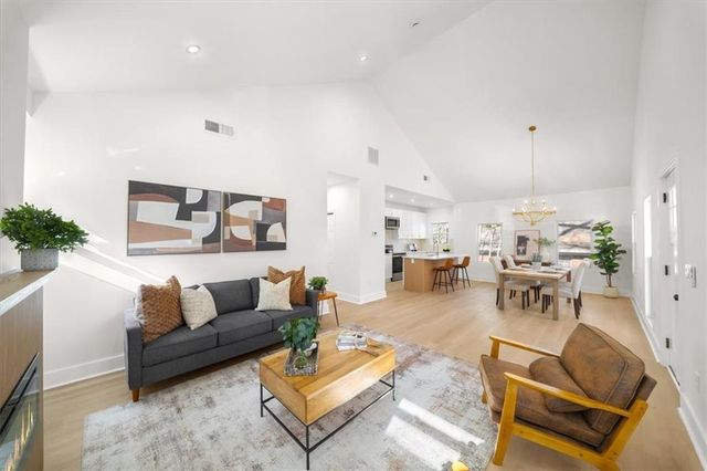 1523 Melrose SW Drive, Atlanta, GA 30310