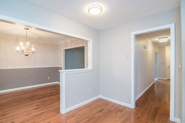 13 Castle Hills Rd B, Agawam, MA 01001