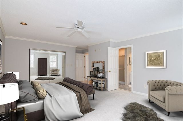 13 Castle Hills Rd B, Agawam, MA 01001