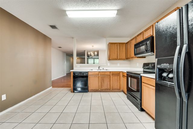 1925 Copper Mountain Drive, Fort Worth, TX 76247