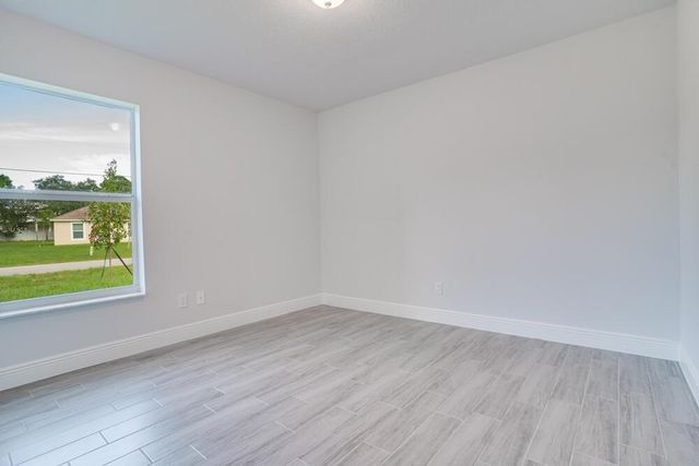 501 SW Ester Avenue, Port St Lucie, FL 34983