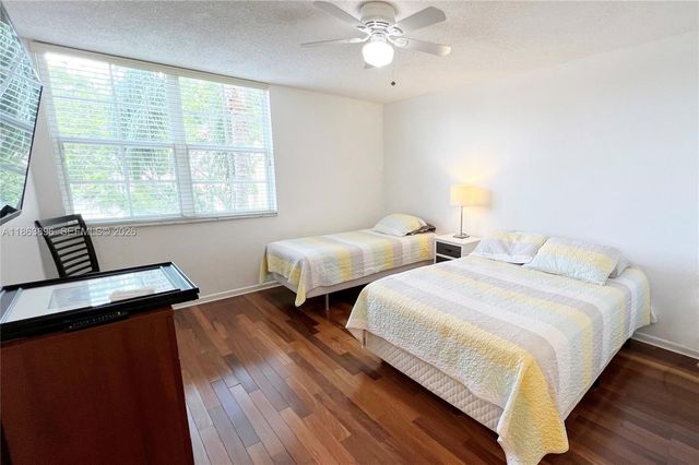19555 E Country Club Drive 8305, Aventura, FL 33180