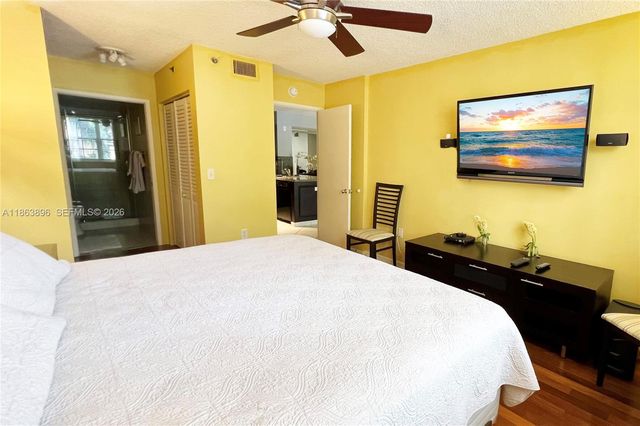 19555 E Country Club Drive 8305, Aventura, FL 33180