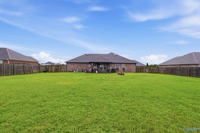105 Evergreenview Drive, Hazel Green, AL 35750