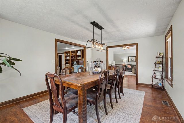 5696 Overbrooke Road, Kettering, OH 45440