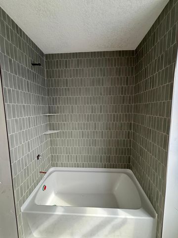 7176 61st S, Cottage Grove, MN 55016