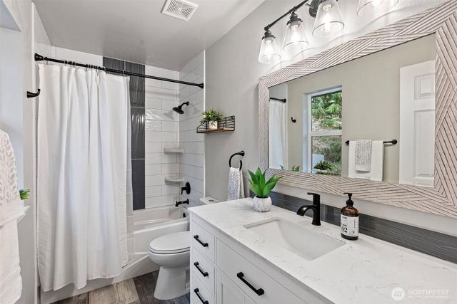 5771 Rest Place, Bremerton, WA 98311